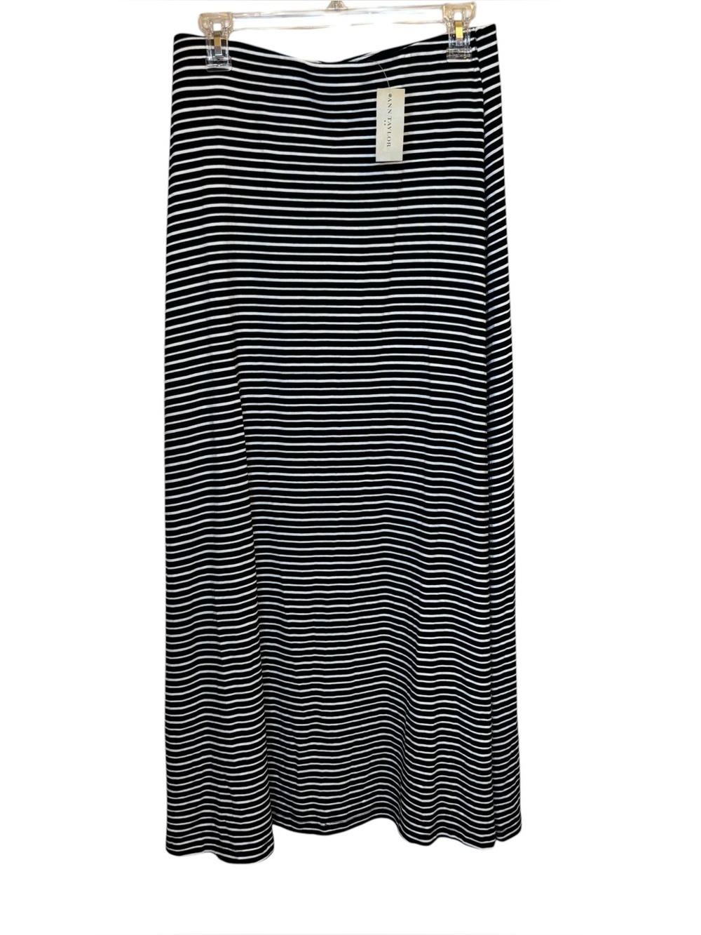 NEW Ann Taylor Maxi Skirt Small Black White Stripes Pull On Stretch Knit Beach